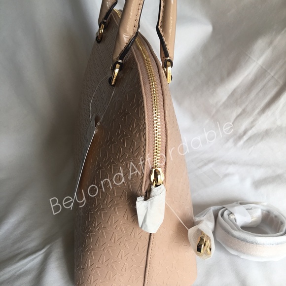 Michael Kors Cindy Dome w/ Signature MK-Lg - Picture 3 of 7